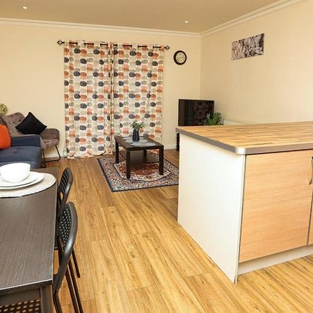 Surespring Apartment Erith Екстер'єр фото